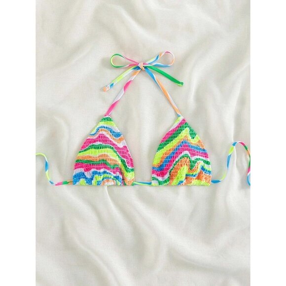 NEW SHEIN Striped Smocked Halter Triangle Bikini Top Size M - Picture 5 of 9